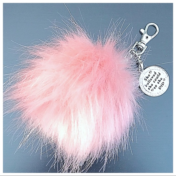 Faux Fur Pompom with simulated Diamond charm - Picture 4 of 6